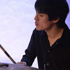 山本悠 (Drums)